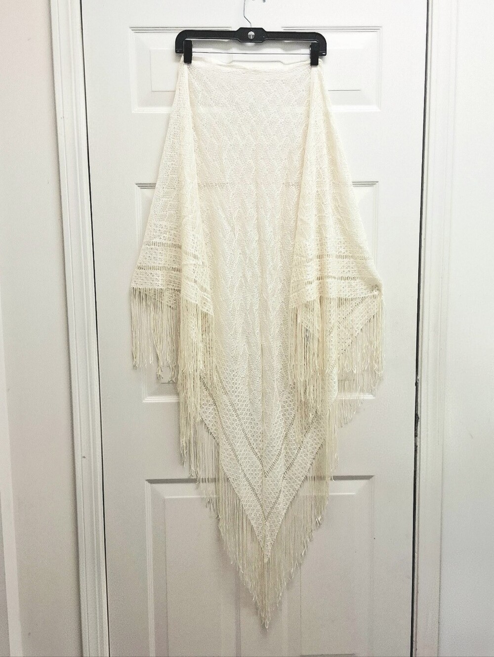 VTG English Village Open Knit Shawl Wrap Ivory Crochet Lace Fringe Japan Wedding